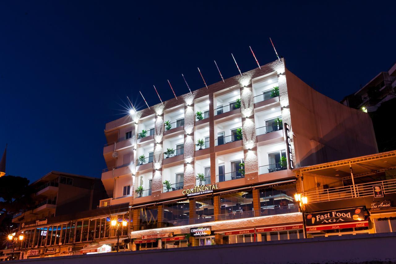 Continental Hotel 울친 외부 사진